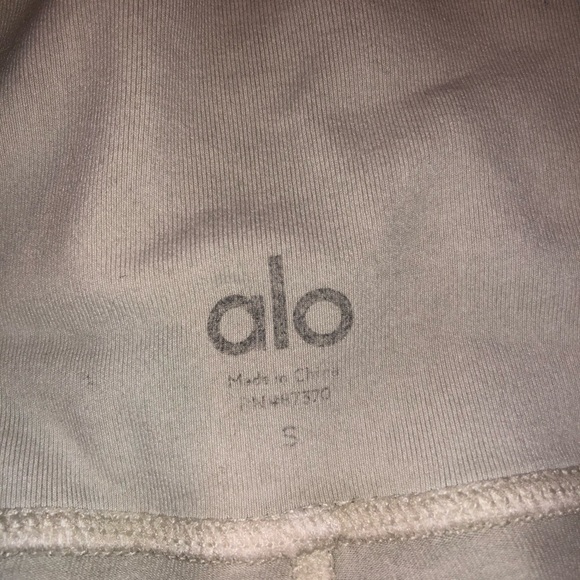 ALO Biker Shorts - Picture 6 of 7